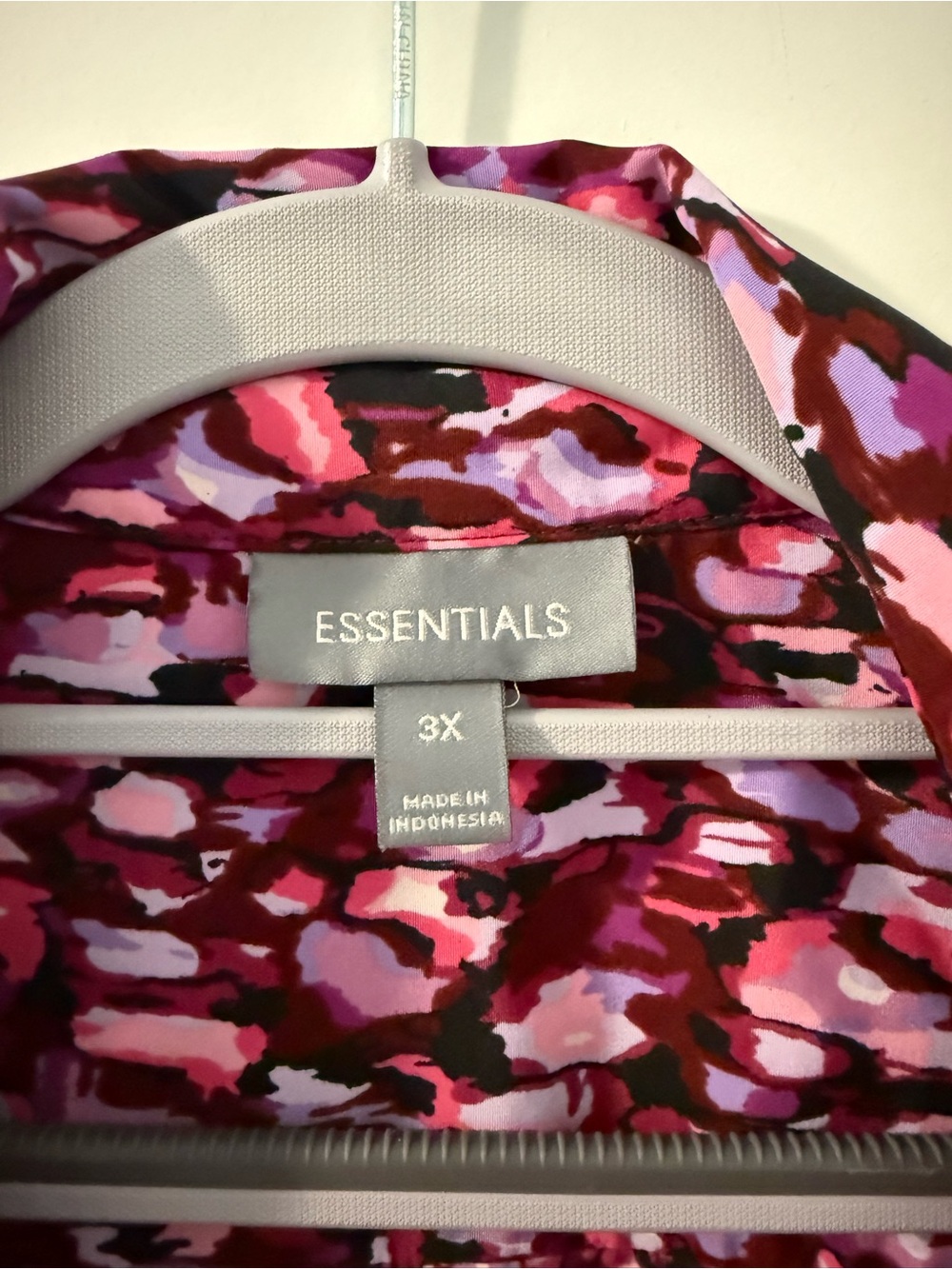 Essentials Button-Front Collared Blouse - Picture 5 of 6